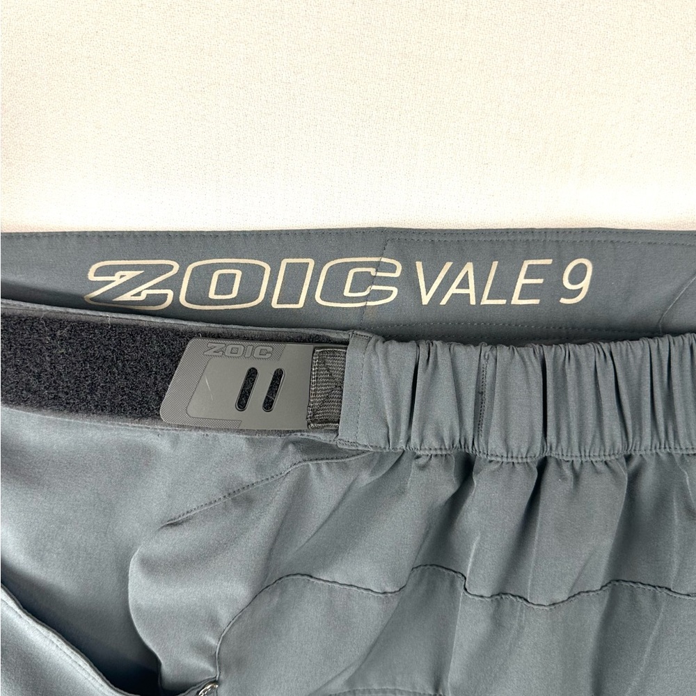 Zoic Vale 9 Mountain Bike Adjustable Waist Short Cycling Athletic - Picture 6 of 11